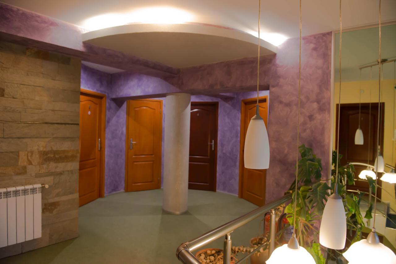 Hotel Kapri Yambol Bagian luar foto