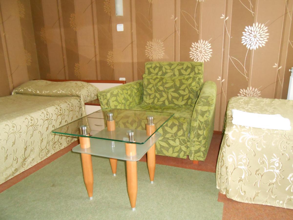 Hotel Kapri Yambol Bagian luar foto